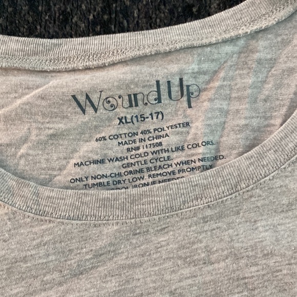 Graphic tee - Picture 2 of 2